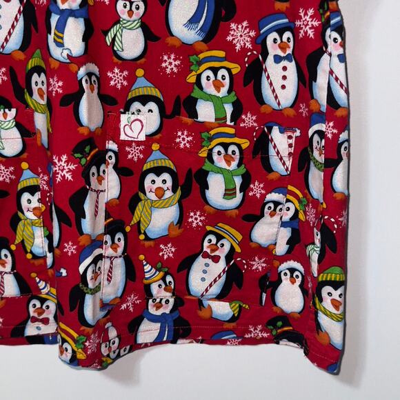 Peaches Uniforms short sleeve Penguin holiday scrub top women’s size medium - Picture 4 of 7